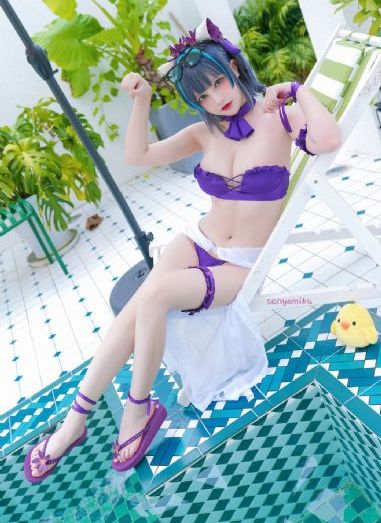 操白丝美女